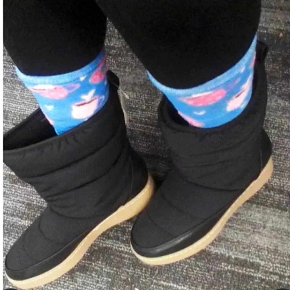 Women's Black Winter Boots sz 11